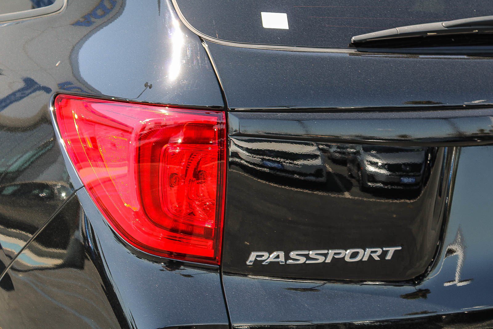 Used 2025 Honda Passport EX-L image 10