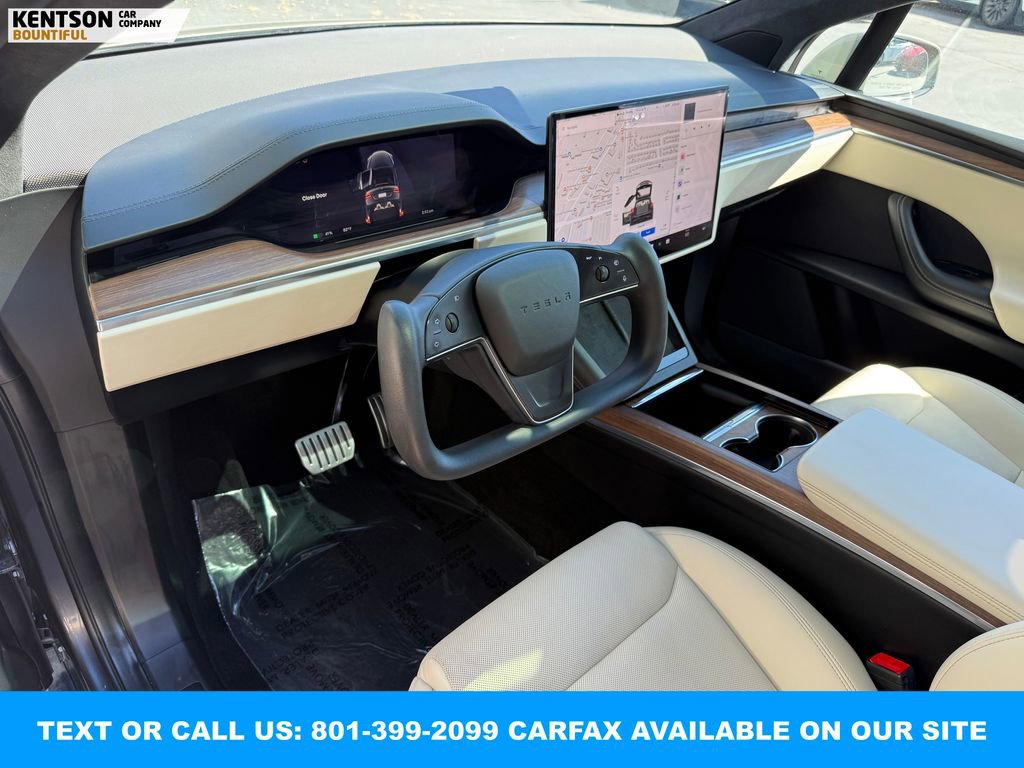 Used 2023 Tesla Model X image 30