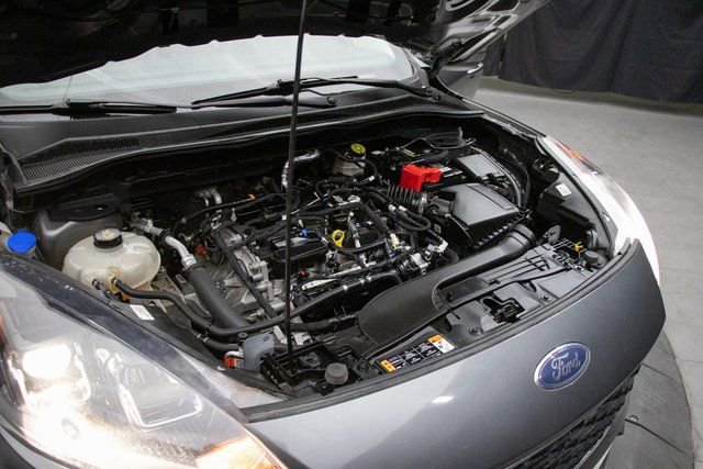 Used 2021 Ford Escape SE w/ Cold Weather Package image 30