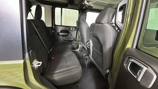 Used 2021 Jeep Wrangler Unlimited Sport AWD/4WD image 28