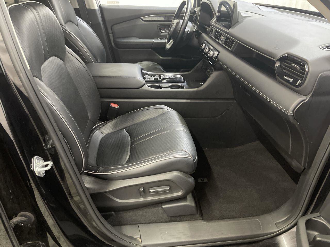 Certified 2023 Honda Pilot Elite image 26