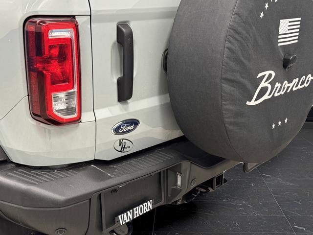Used 2022 Ford Bronco Black Diamond image 32