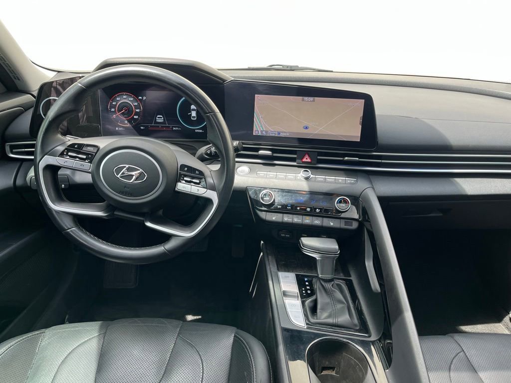 Used 2021 Hyundai Elantra Limited FWD image 21