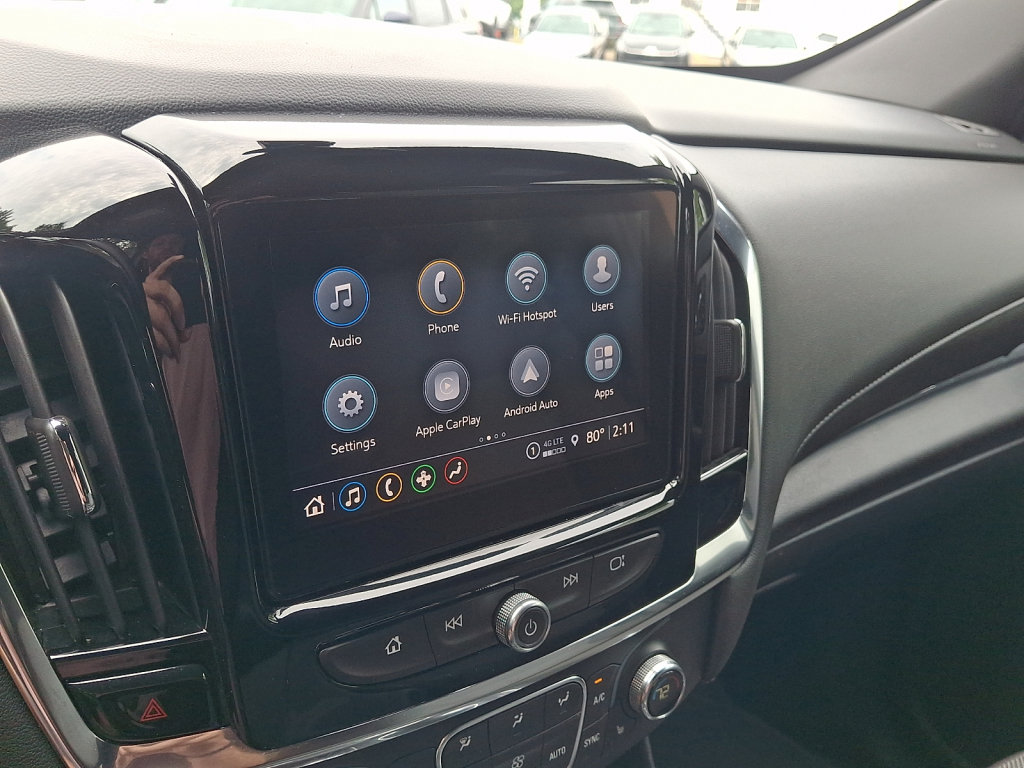 Used 2023 Chevrolet Traverse LT AWD/4WD image 32