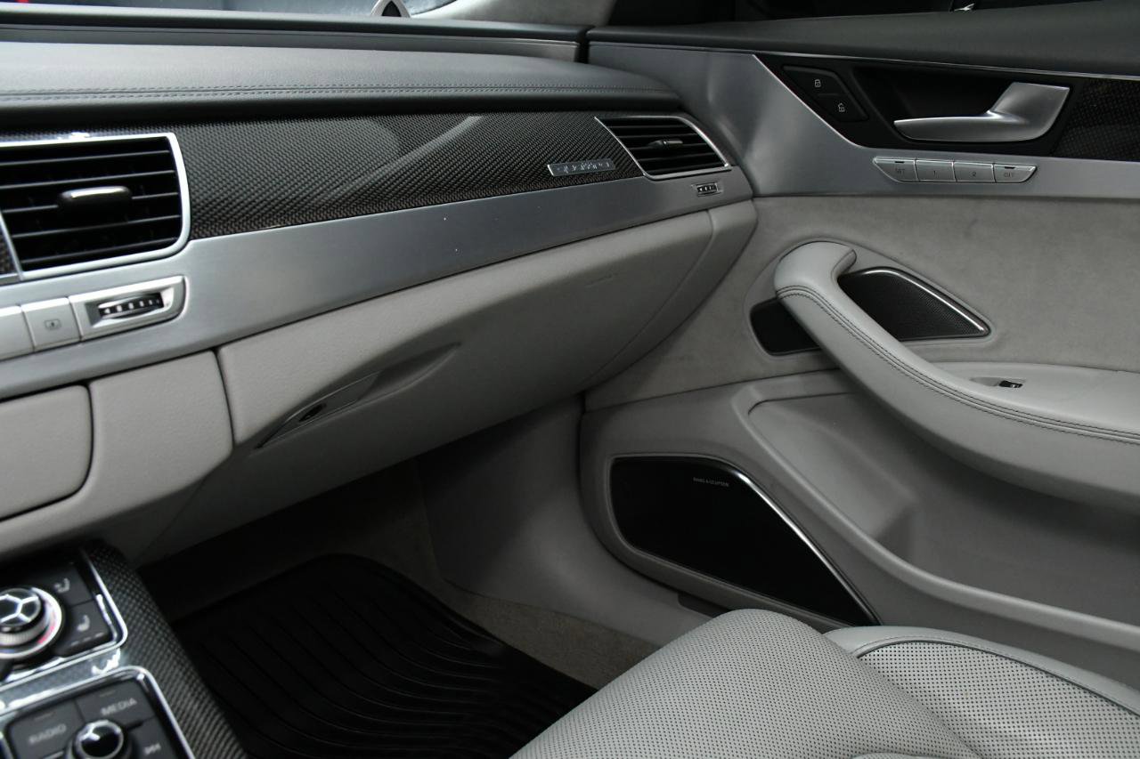 Used 2018 Audi S8 Plus w/ Dynamic Package AWD/4WD image 39