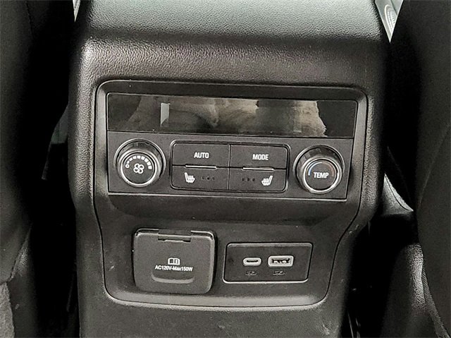 Used 2023 GMC Acadia AT4 image 29