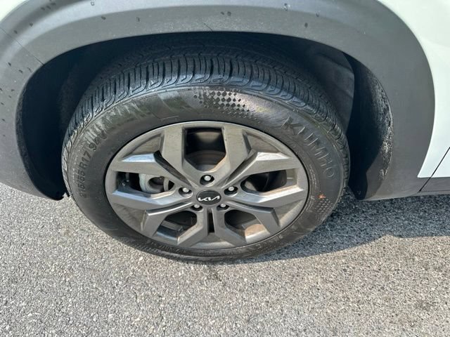 Certified 2024 Kia Seltos LX AWD/4WD image 29