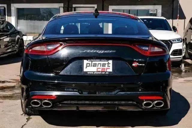 Used 2021 Kia Stinger GT-Line image 8