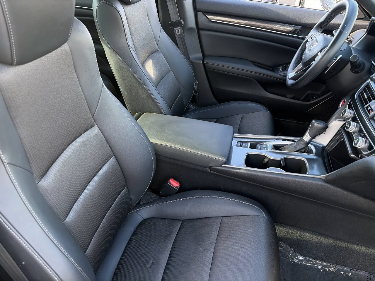 Used 2021 Honda Accord Sport image 10