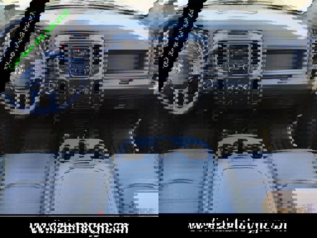 Used 2017 RAM 2500 Tradesman w/ Chrome Appearance Group image 16