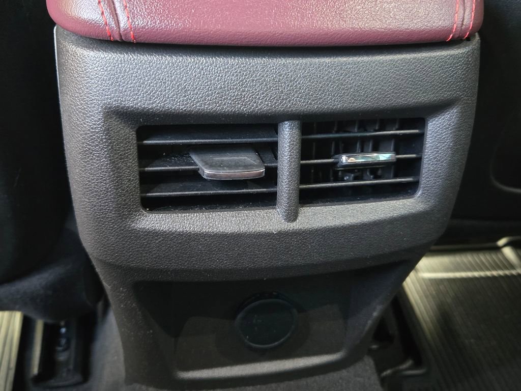 Used 2022 Cadillac CT4 V image 40