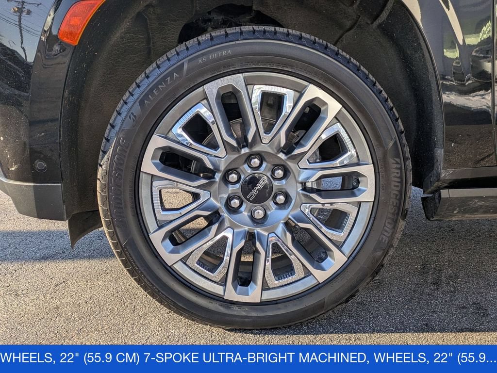 Used 2023 GMC Yukon Denali Ultimate AWD/4WD image 11