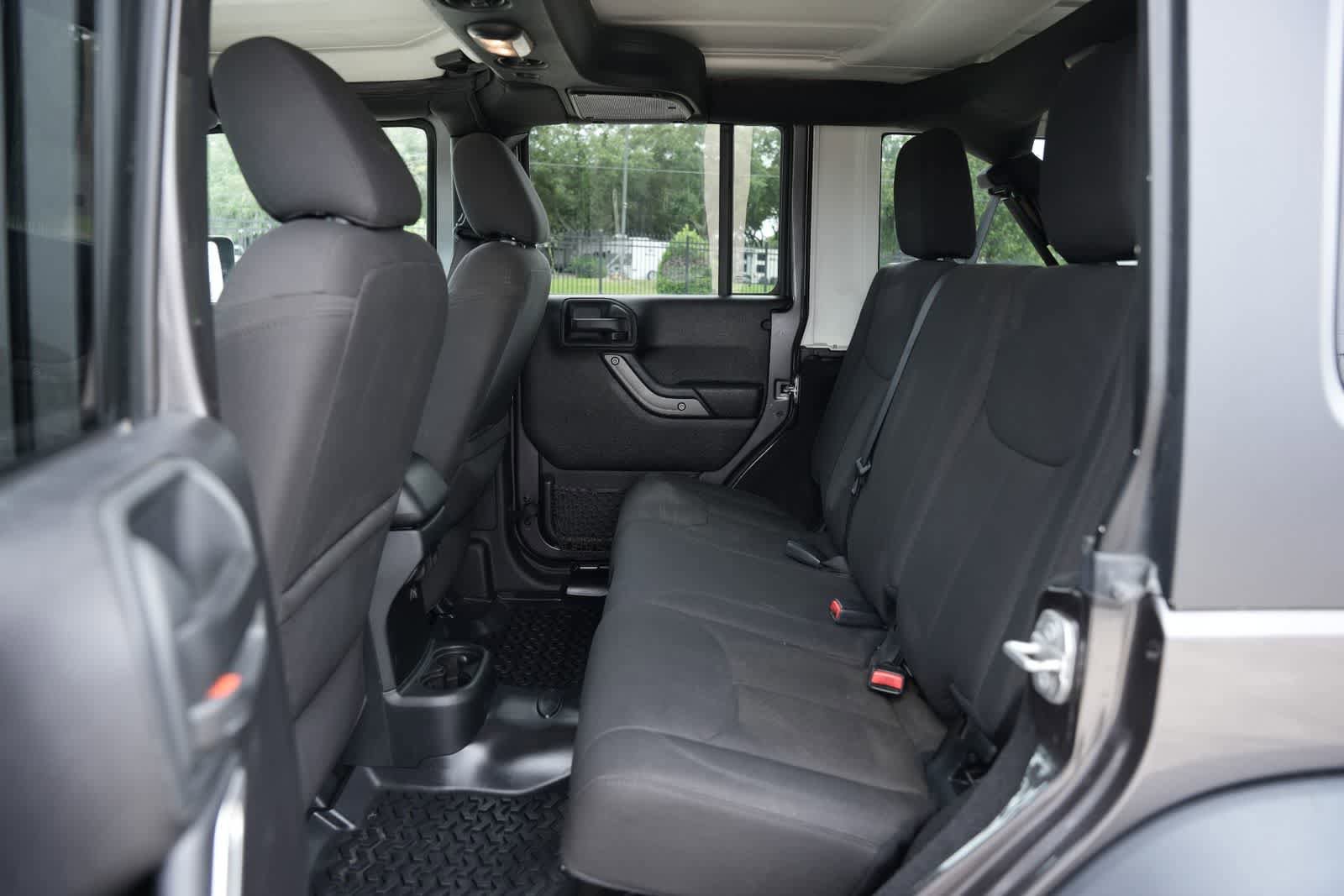 Used 2016 Jeep Wrangler Unlimited Sport w/ Quick Order Package 24S AWD/4WD image 18
