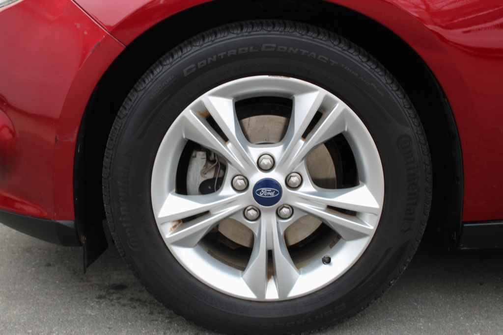 Used 2014 Ford Focus SE image 30