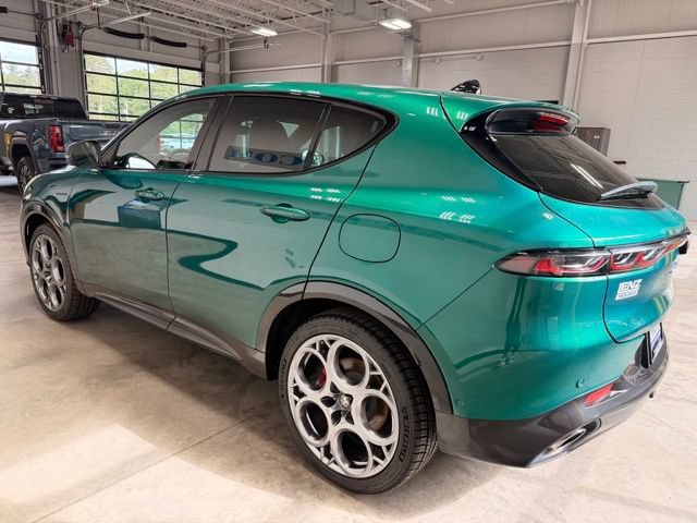 Used 2024 Alfa Romeo Tonale Veloce AWD/4WD image 6