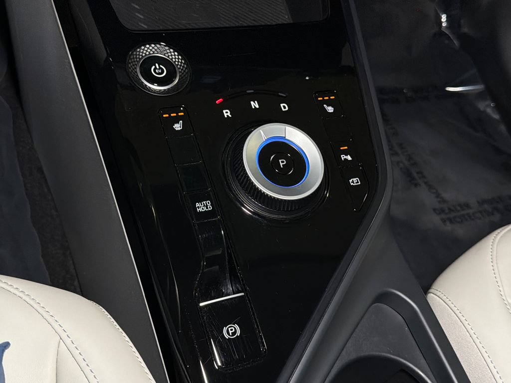 Certified 2023 Kia Niro Wind FWD image 30