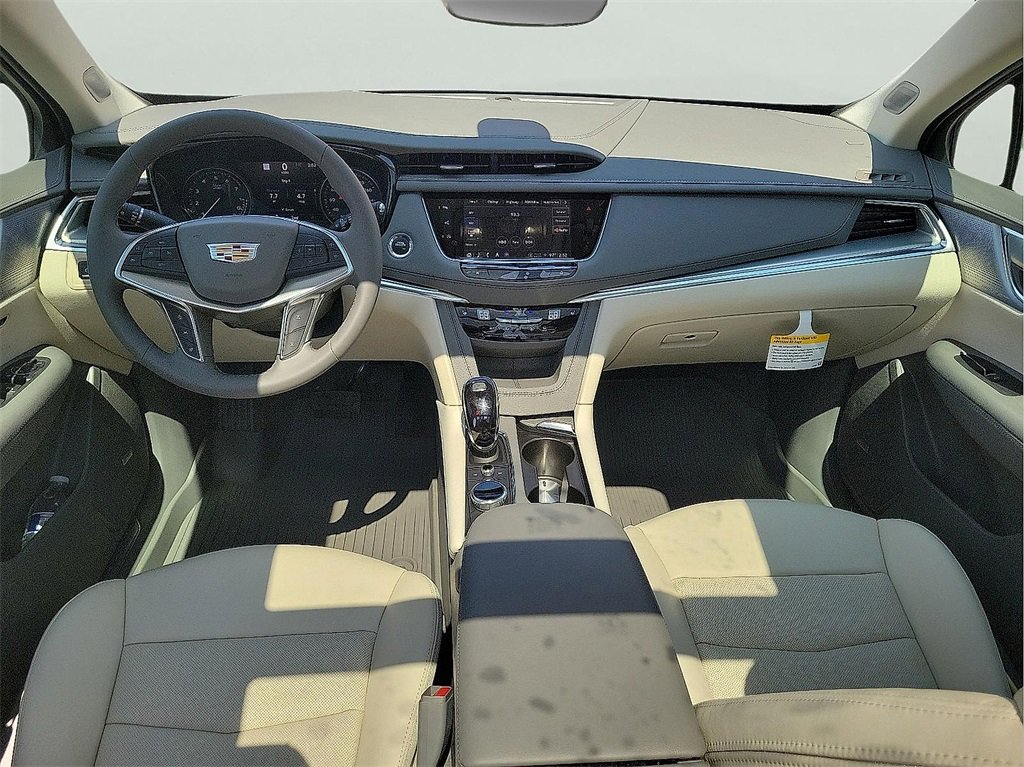 New 2025 Cadillac XT5 Premium Luxury w/ Technology Package image 11