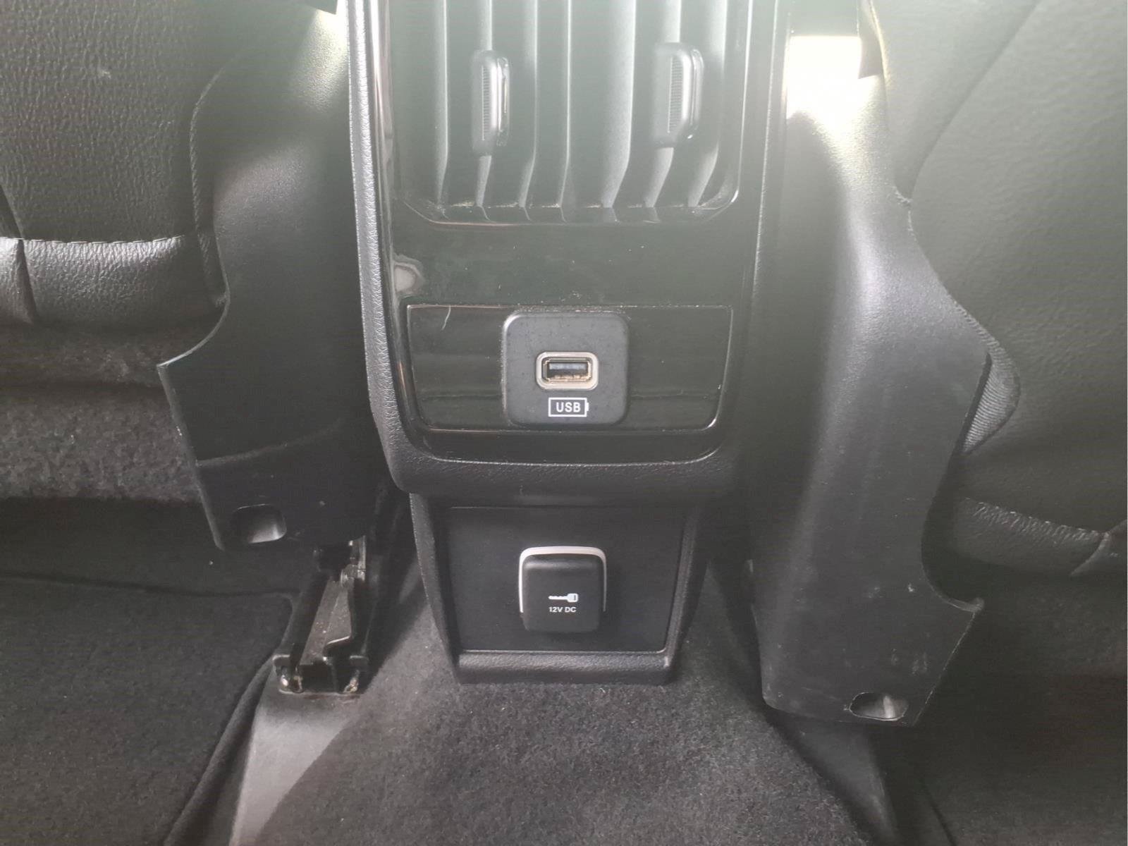 Used 2024 Jeep Compass Limited AWD/4WD image 15