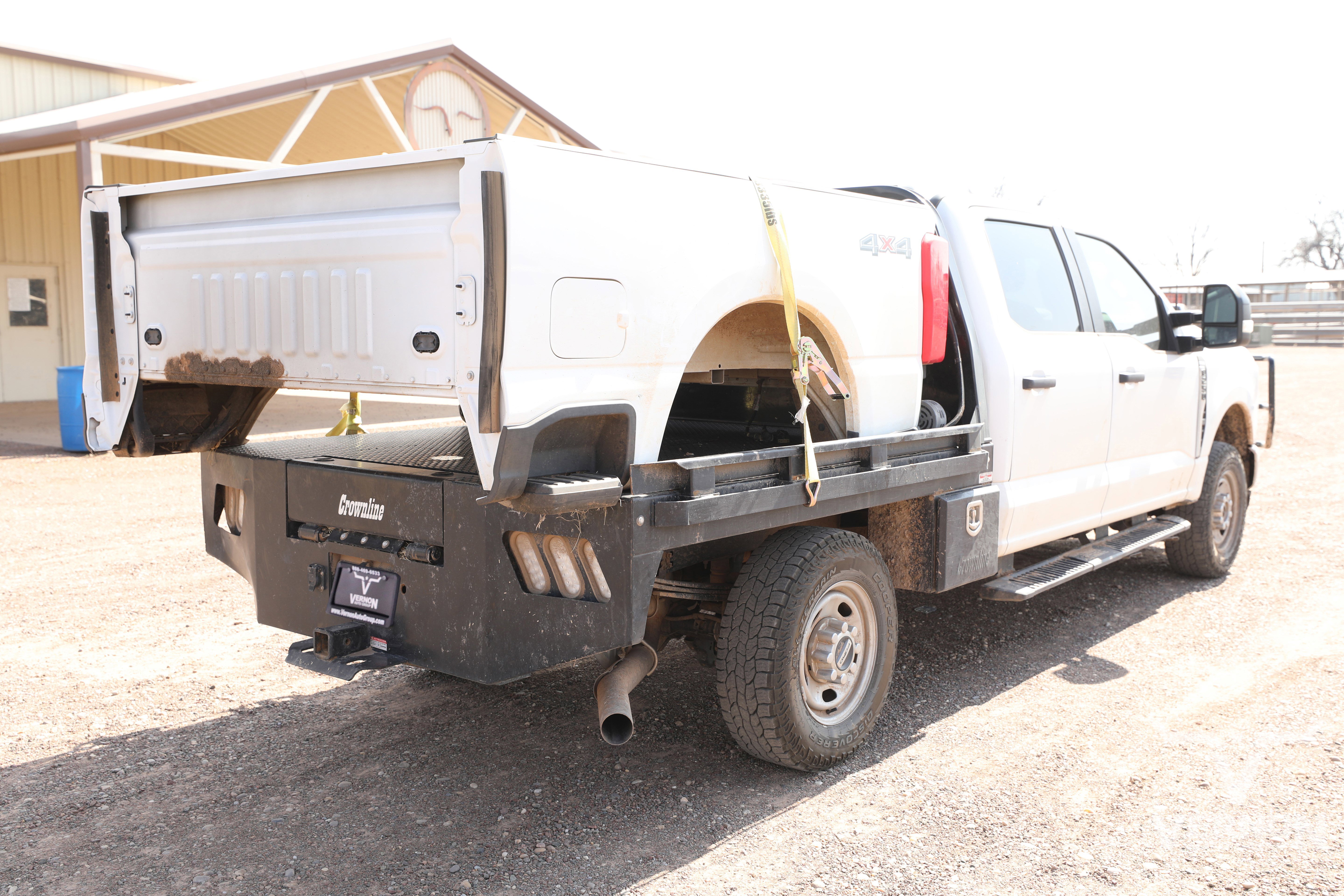 Used 2024 Ford F250 XL w/ XL Chrome Package image 4