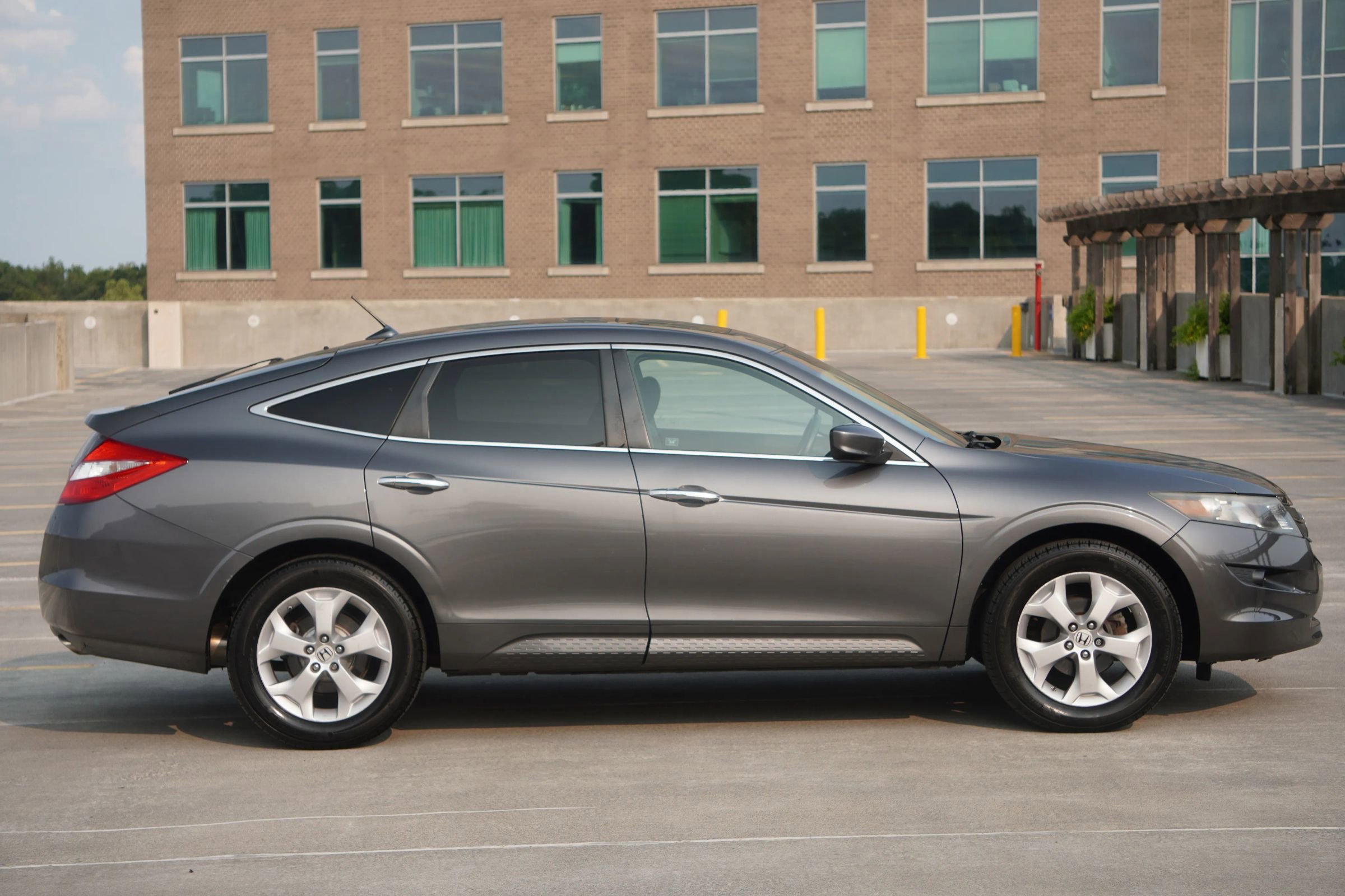 Used 2010 Honda Crosstour EX-L image 40