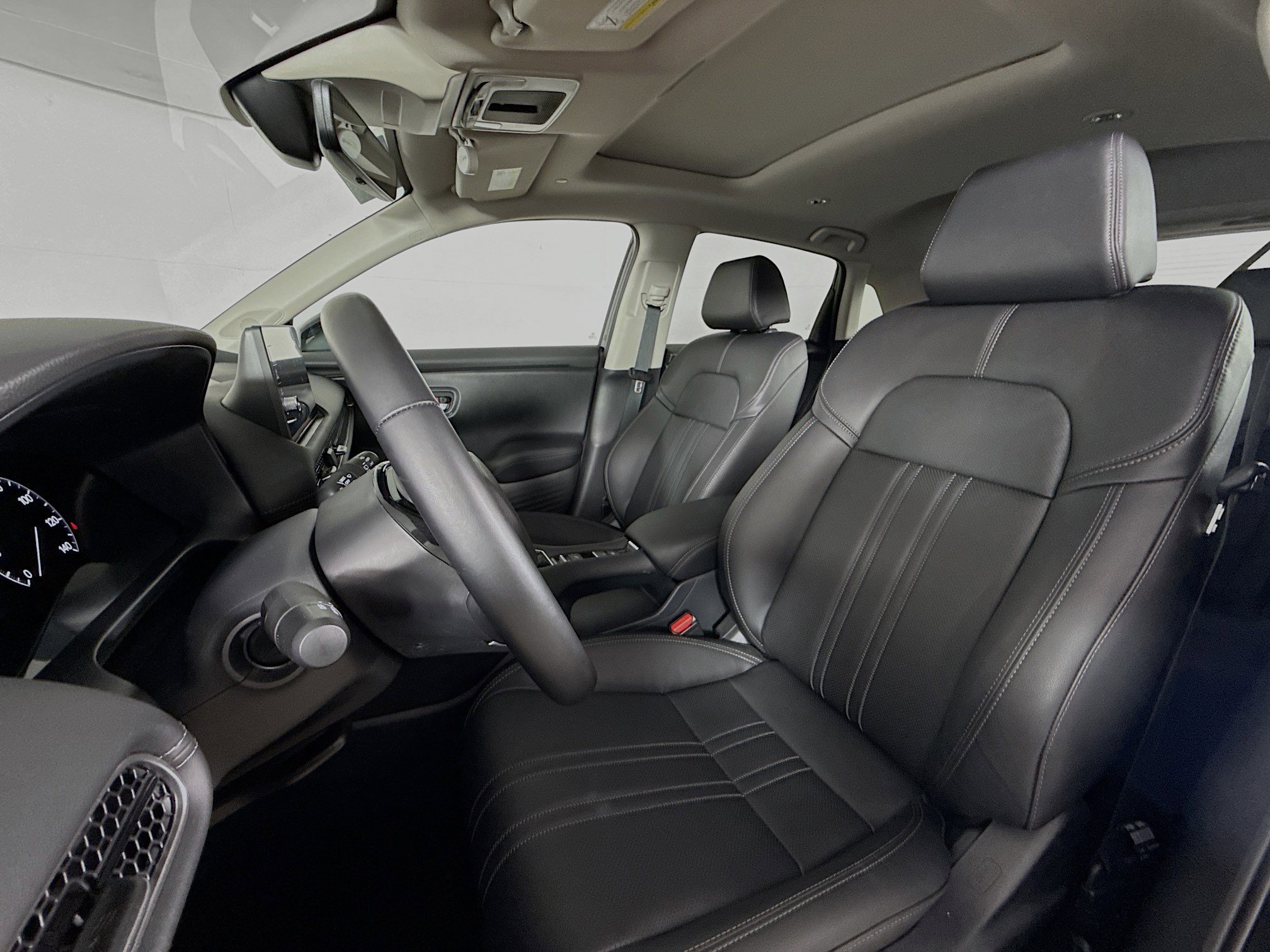 Certified 2026 Honda HR-V EX-L image 25