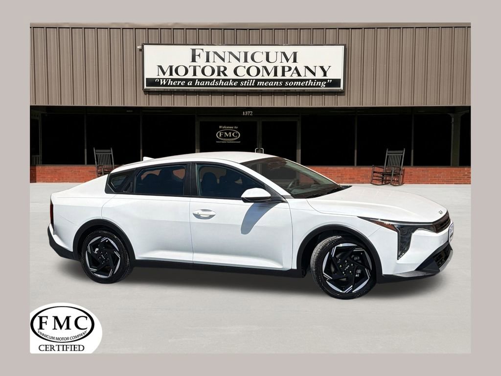 Used 2025 Kia K4 EX FWD image 1