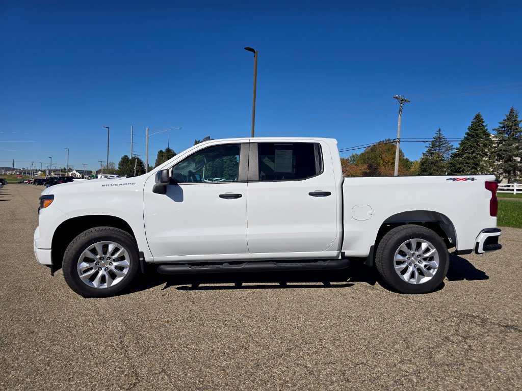 Used 2025 Chevrolet Silverado 1500 Custom AWD/4WD image 11