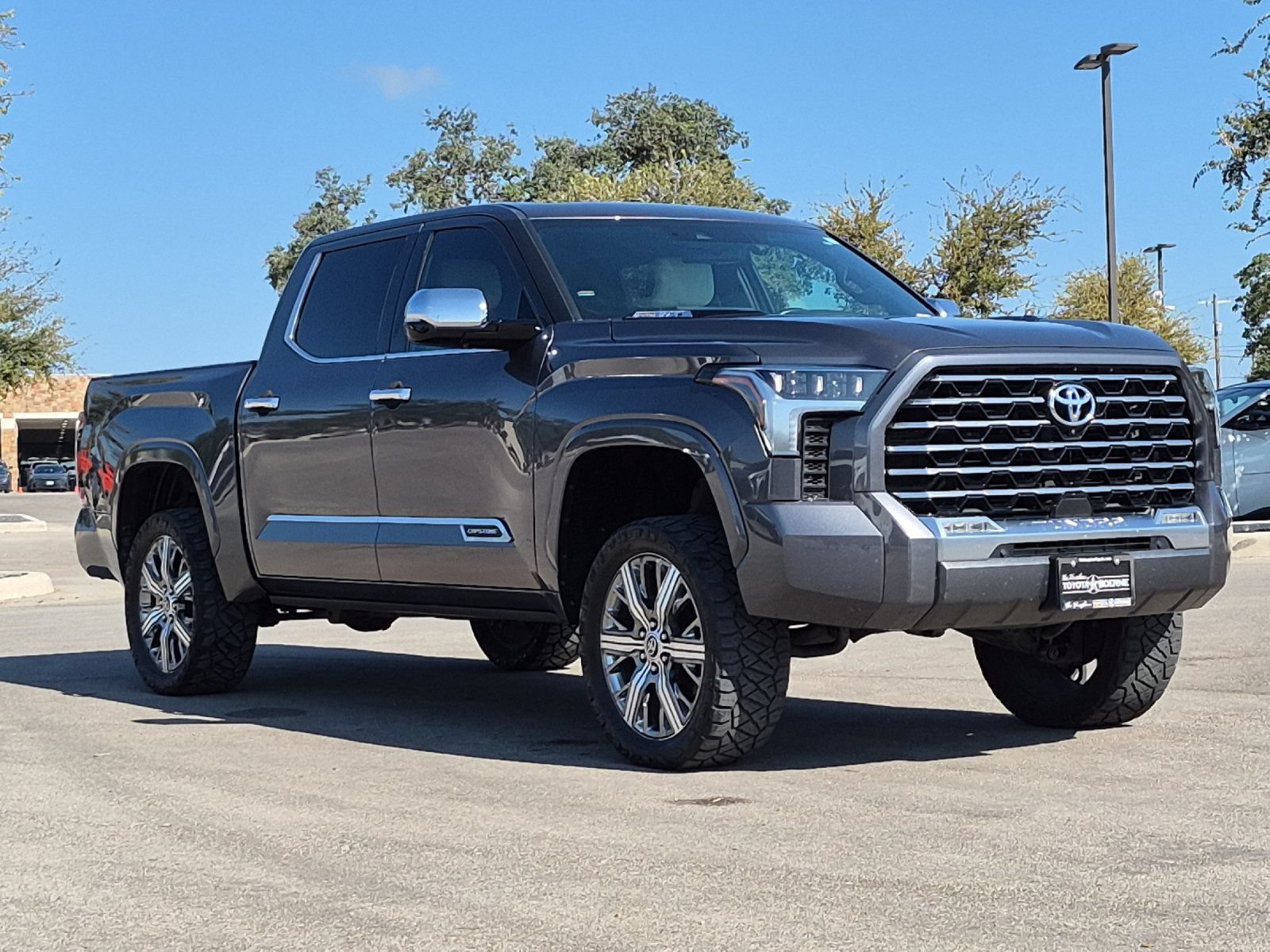 Used 2023 Toyota Tundra Capstone AWD/4WD image 7
