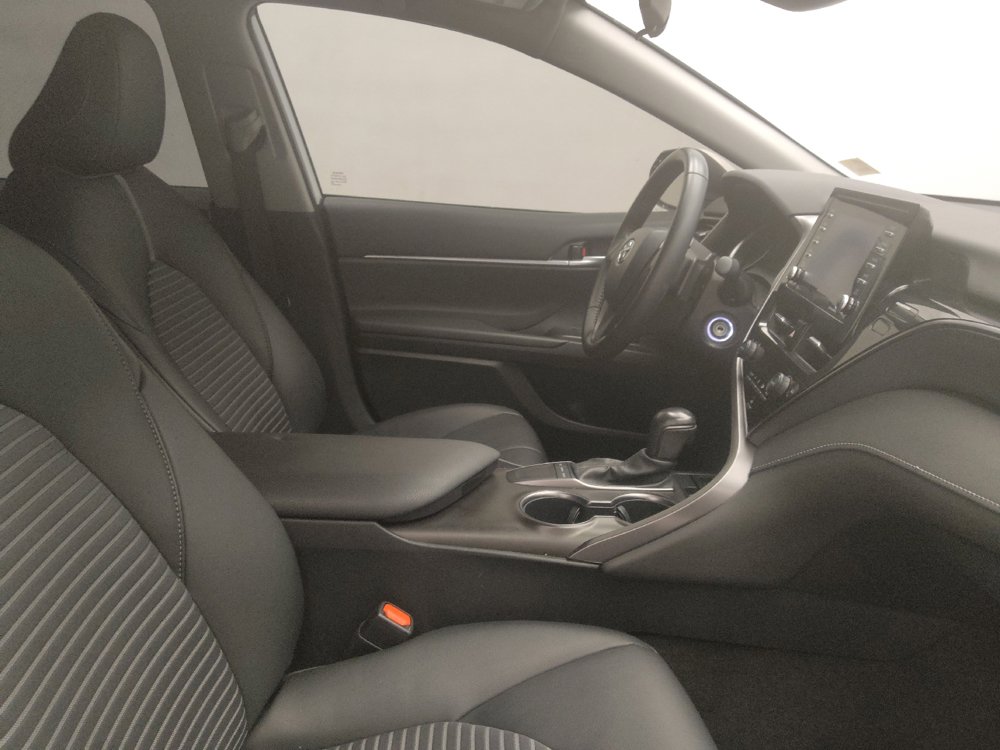 Used 2024 Toyota Camry SE FWD image 21