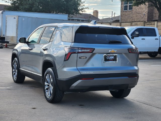 Used 2026 Chevrolet Equinox LT FWD image 3