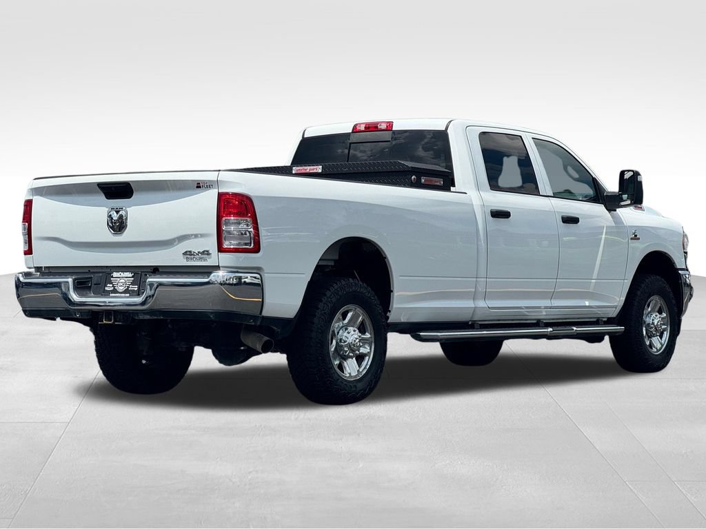 Used 2024 RAM 2500 Tradesman w/ Chrome Appearance Group AWD/4WD image 7