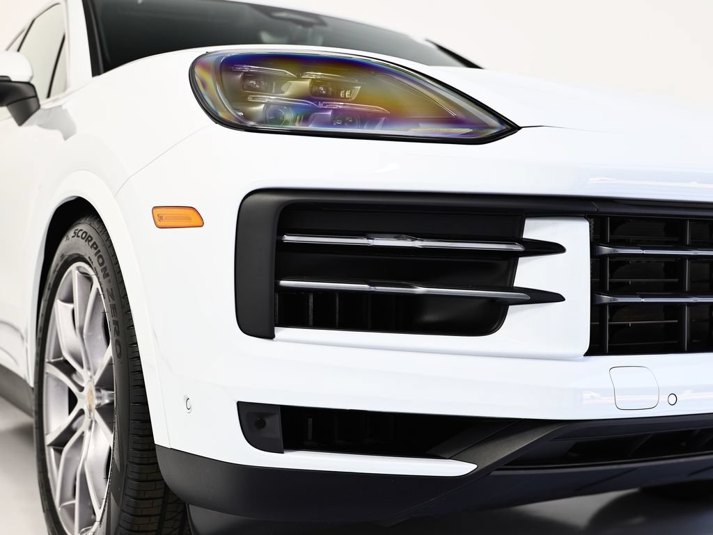 New 2026 Porsche Cayenne AWD/4WD image 17