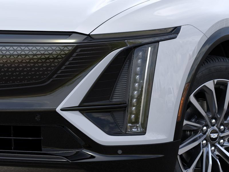 New 2027 Cadillac Lyriq Premium Sport w/ LPO, Floor Liner Package AWD/4WD image 10