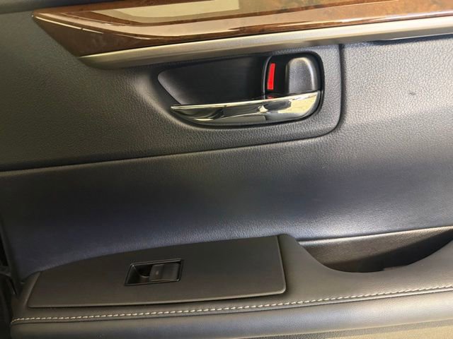 Used 2014 Lexus ES 350 w/ Luxury Package FWD image 28