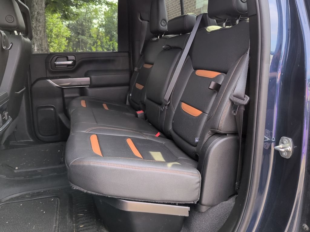 Used 2022 GMC Sierra 2500 AT4 w/ AT4 Premium Plus Package AWD/4WD image 24