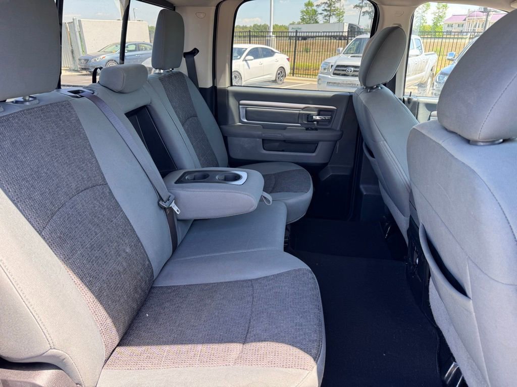 Used 2016 RAM 1500 Big Horn RWD image 28