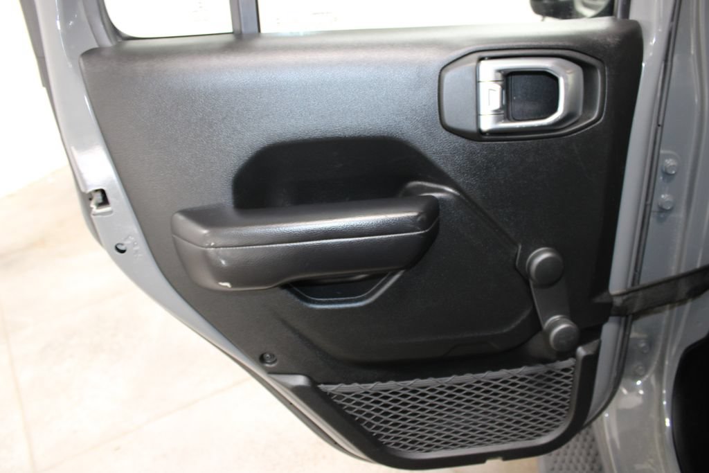 Used 2019 Jeep Wrangler Unlimited Sport AWD/4WD image 23