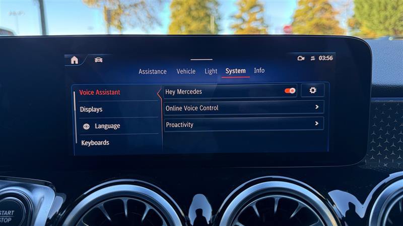 Used 2024 Mercedes-Benz EQB 250+ image 39