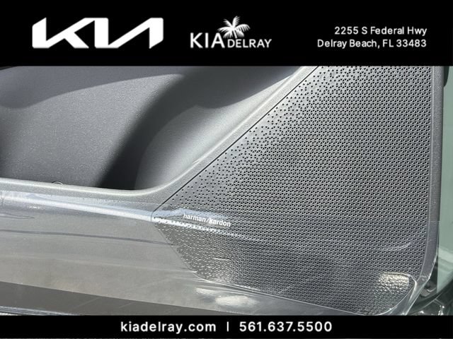 New 2026 Kia Niro SX Touring FWD image 18
