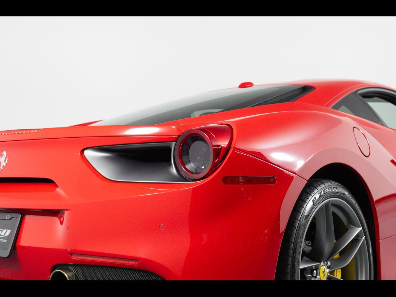 Used 2017 Ferrari 488 GTB RWD image 57