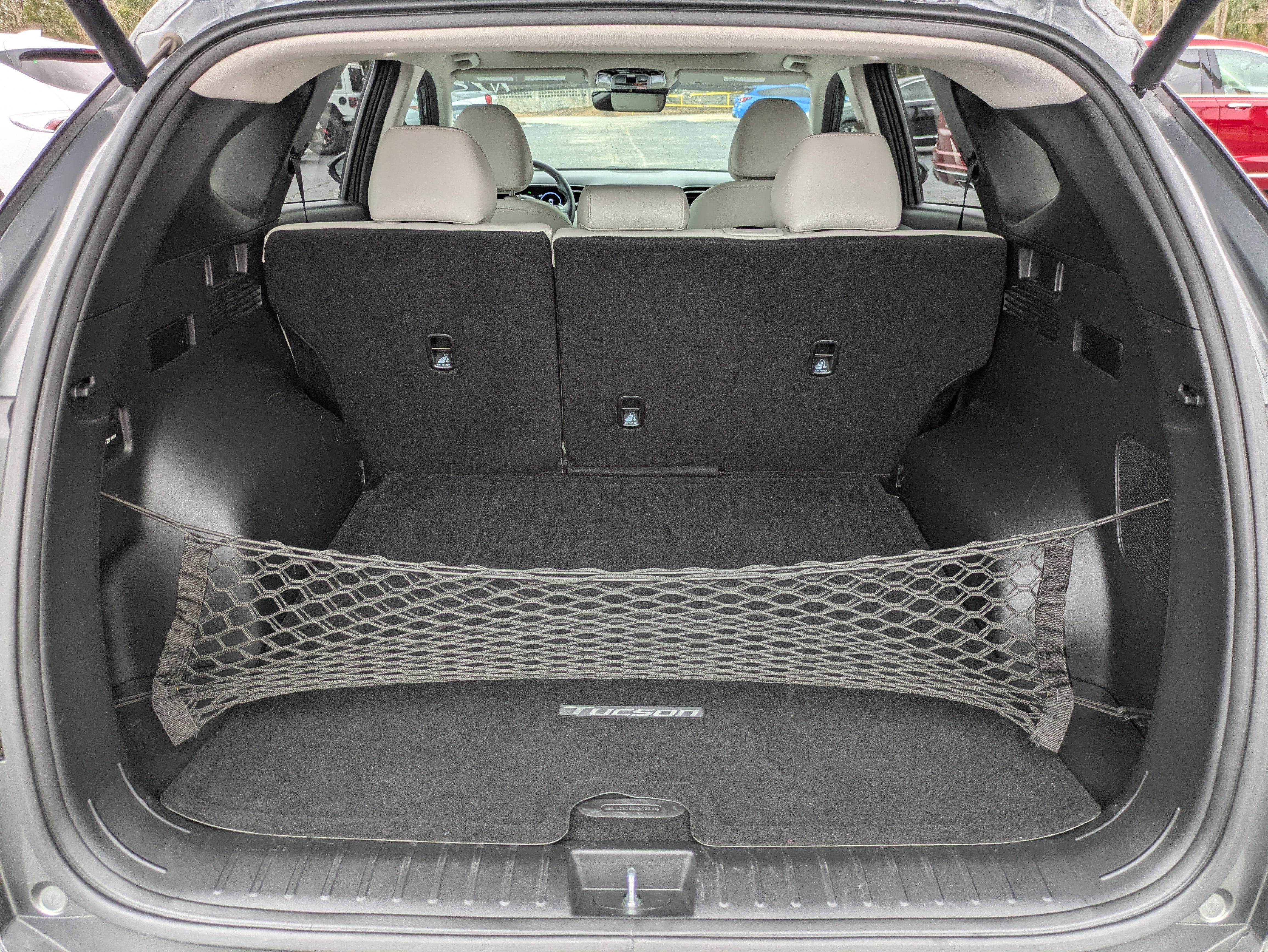 Used 2022 Hyundai Tucson Limited w/ Cargo Package image 17