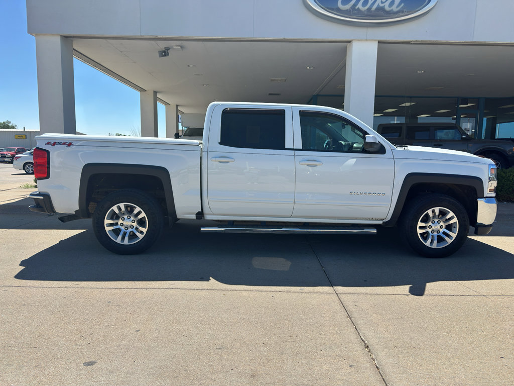 Used 2016 Chevrolet Silverado 1500 LT w/ All Star Edition AWD/4WD image 7