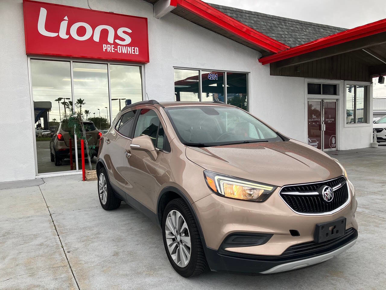 Used 2019 Buick Encore Preferred image 6