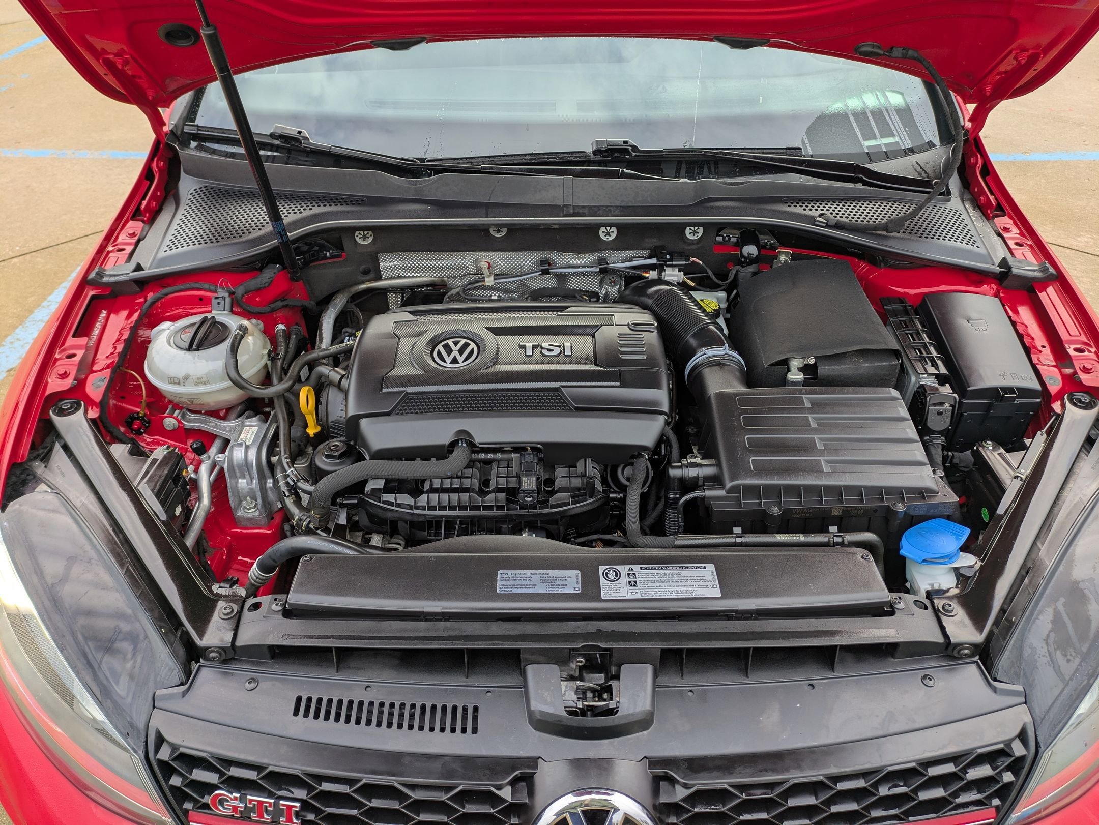 Used 2016 Volkswagen GTI SE w/ Driver Assistance Package image 29