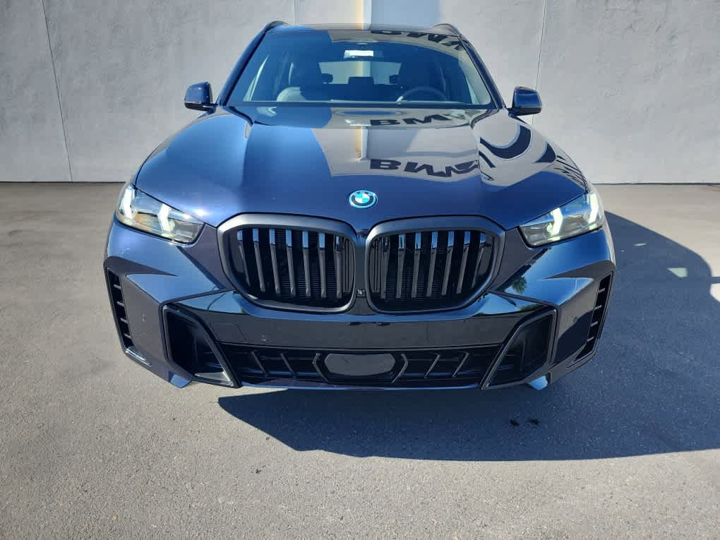 New 2026 BMW X5 xDrive50e w/ Executive Package AWD/4WD image 3