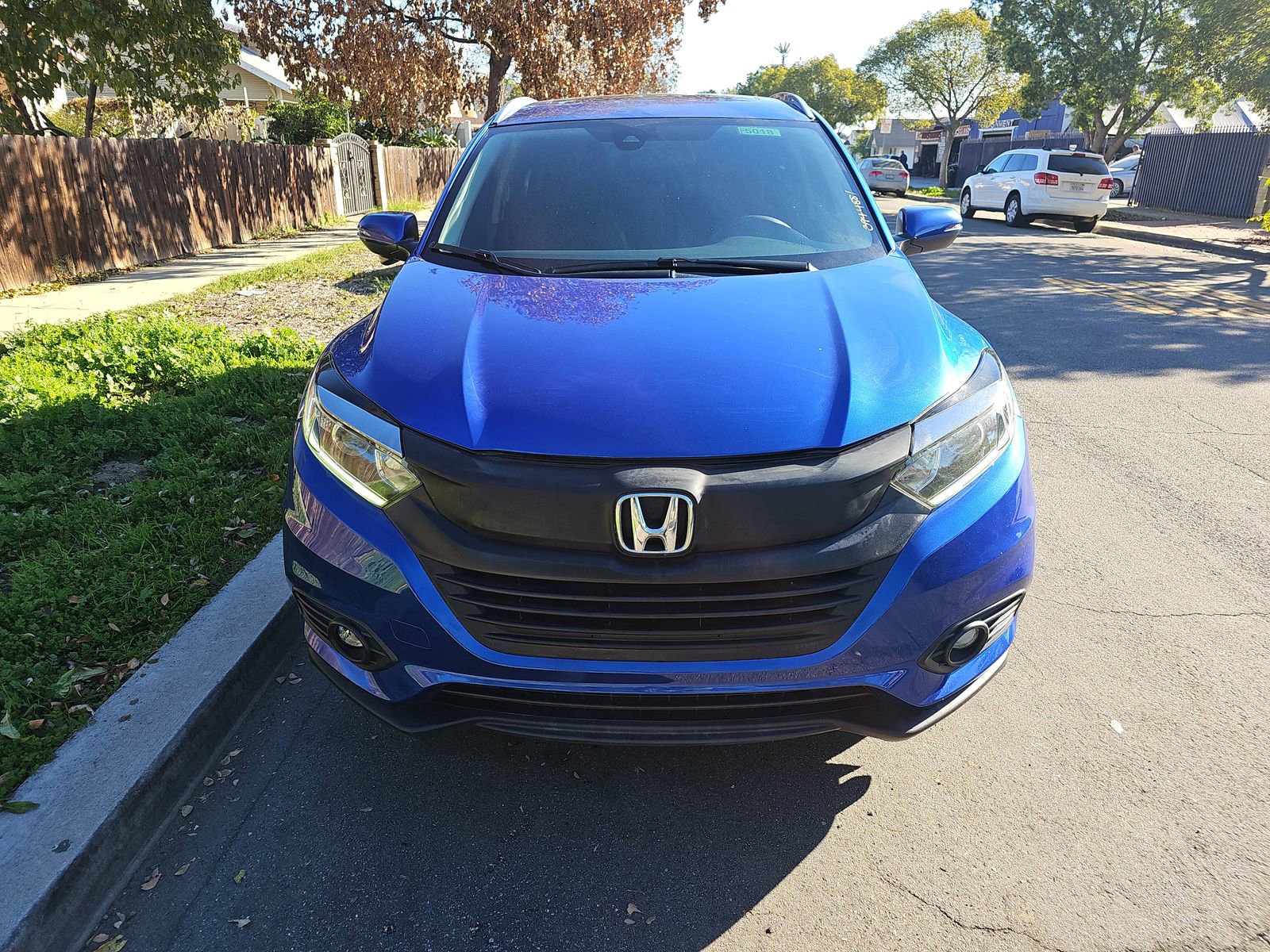 Used 2021 Honda HR-V EX image 2