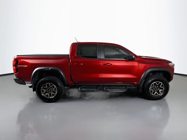 Used 2024 Chevrolet Colorado ZR2 w/ ZR2 Convenience Package III AWD/4WD image 8
