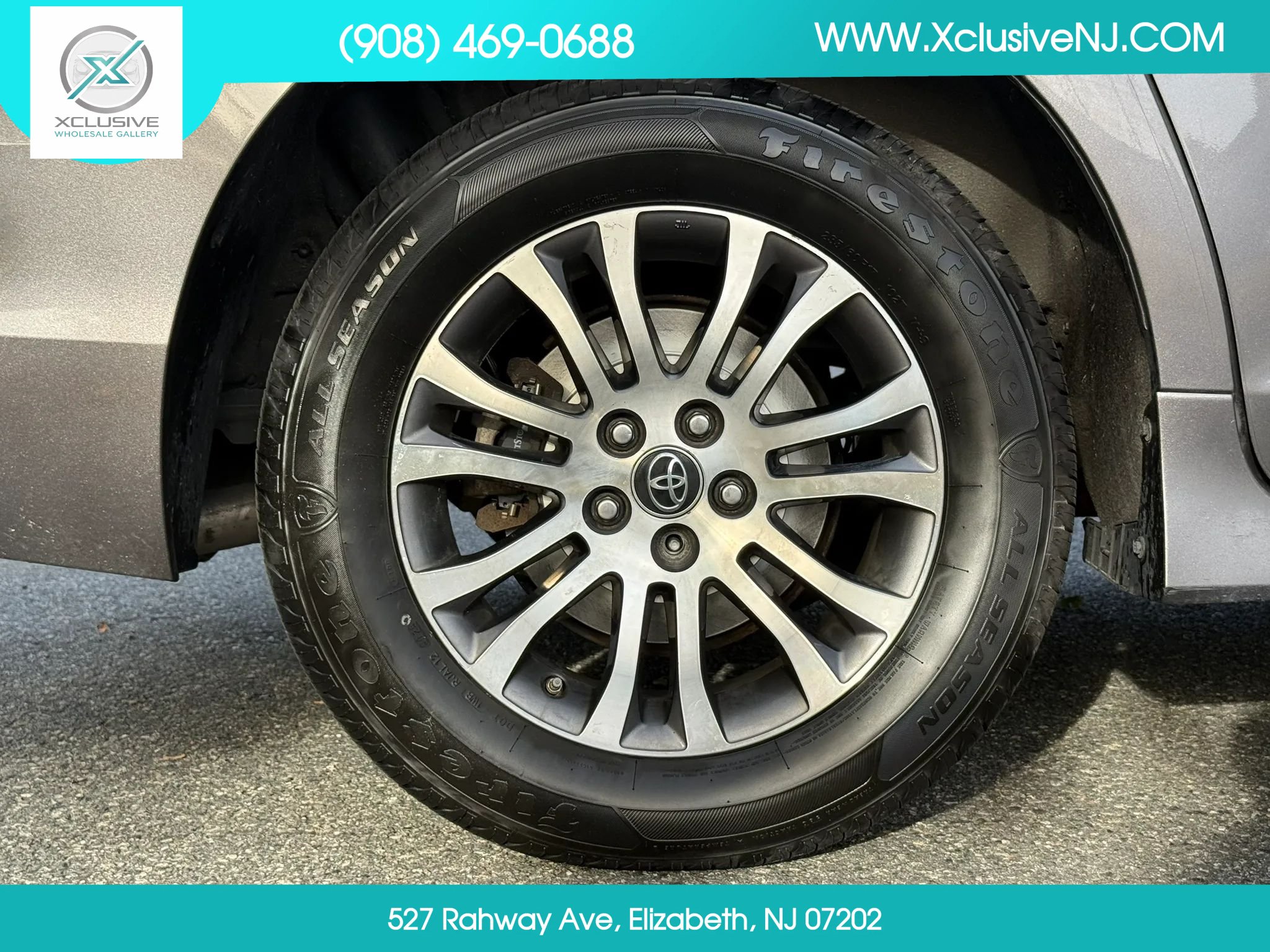 Used 2019 Toyota Sienna XLE Premium w/ Carpet Mat Package FWD image 72