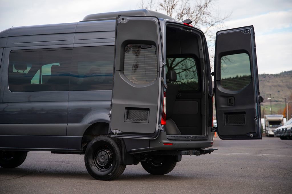 New 2025 Mercedes-Benz Sprinter 2500 image 10