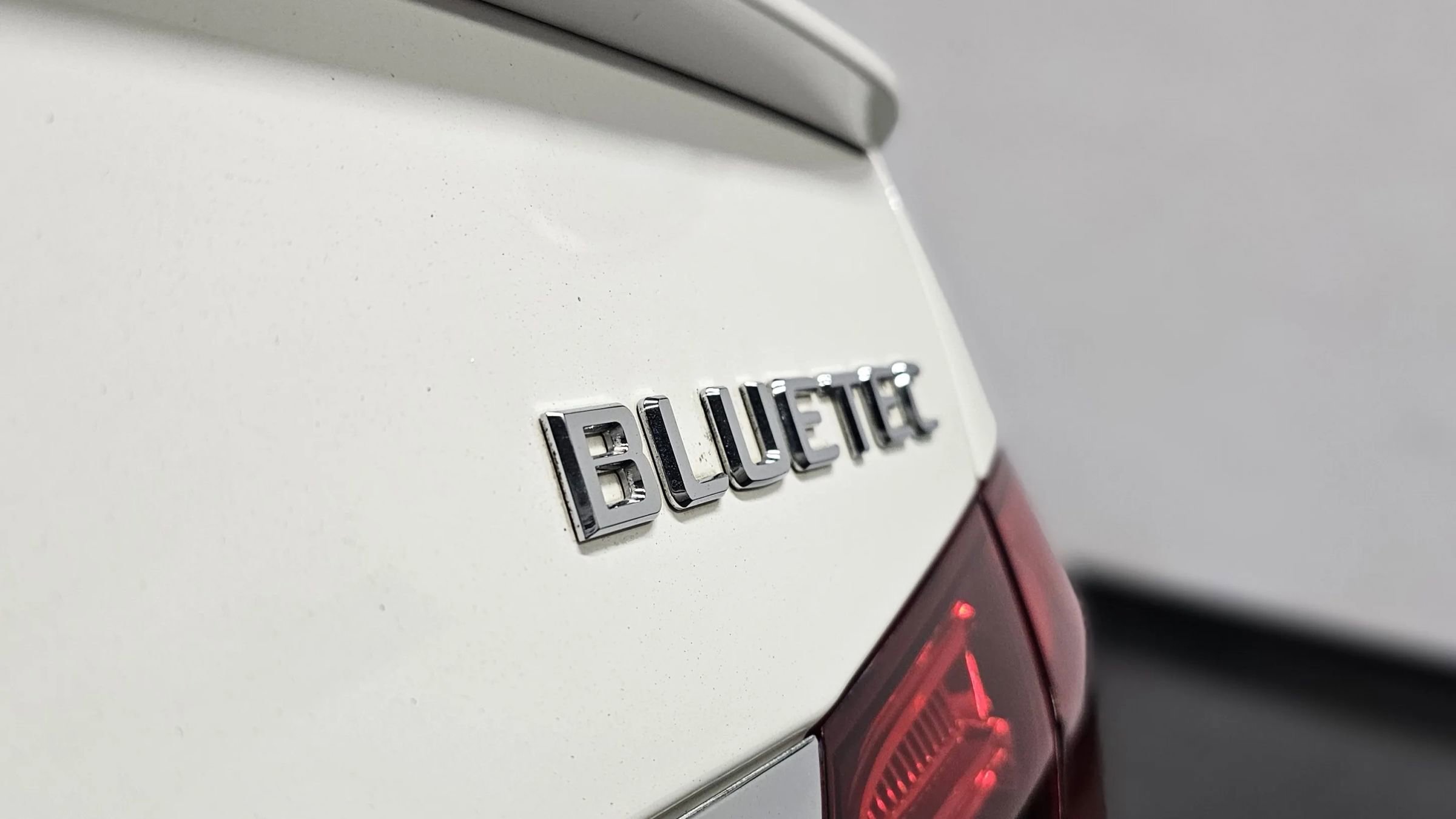 Used 2014 Mercedes-Benz E 250 BlueTEC Sedan image 21